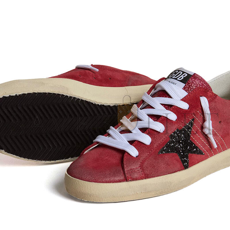 g01den G003e women’s s*per-star in red suede with glitter star and white heel tab gwf00101